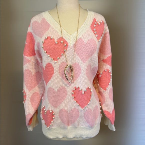 Sweaters - Pink Heart Patterned Sweater